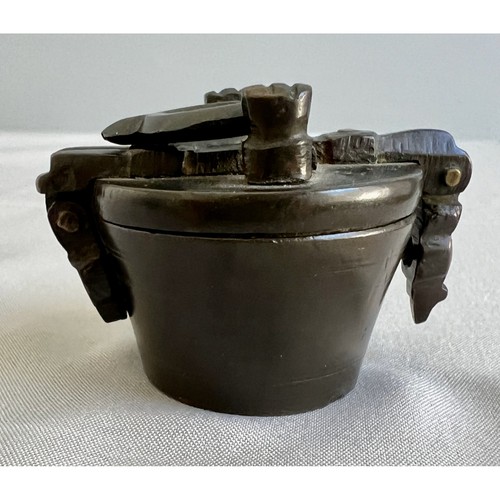 Tazza nidificazione bronzo